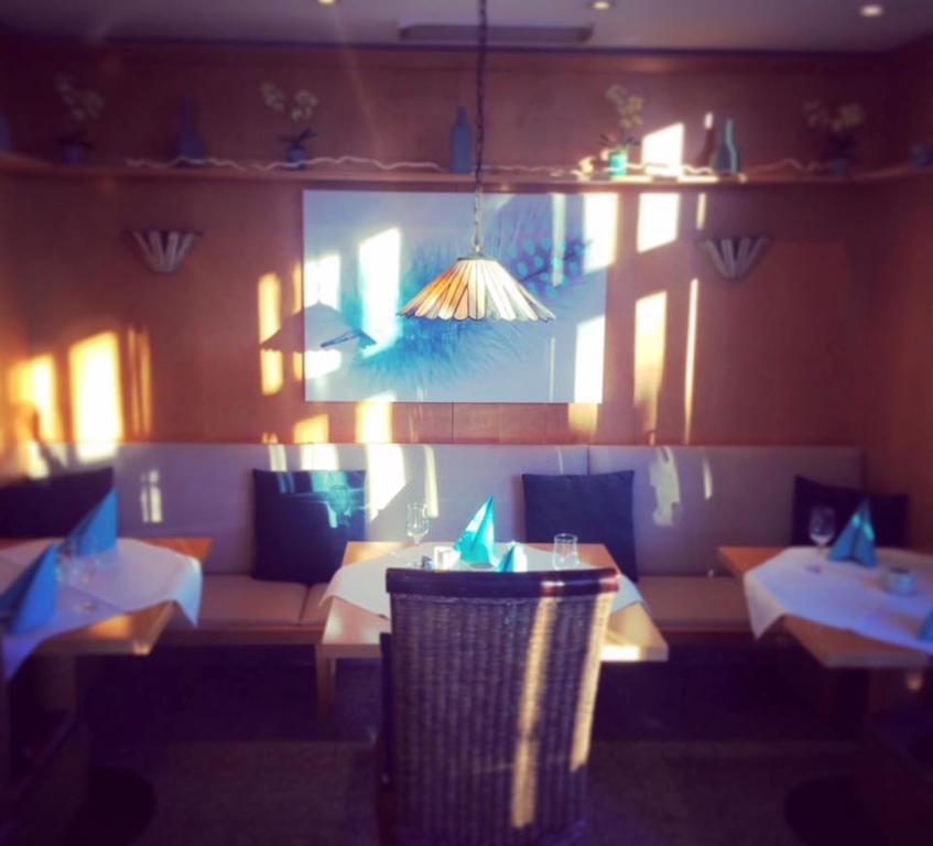Sopherl Am See - Fruehstueck Auf Der Seeterrasse, Sehr Ruhig Und Wunderschoen Am See, 3 Minuten Nach Oberpfaffenhofen, Viele Radtouren, Restaurants & Cafes In Der Umgebung Wessling Exterior photo