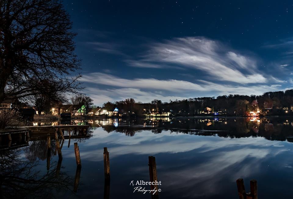 Sopherl Am See - Fruehstueck Auf Der Seeterrasse, Sehr Ruhig Und Wunderschoen Am See, 3 Minuten Nach Oberpfaffenhofen, Viele Radtouren, Restaurants & Cafes In Der Umgebung Wessling Exterior photo